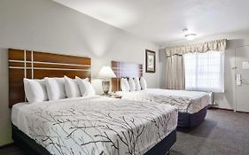 Rancho San Diego Inn & Suites